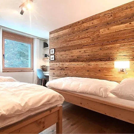 Luxurious In Quiet Park Flims